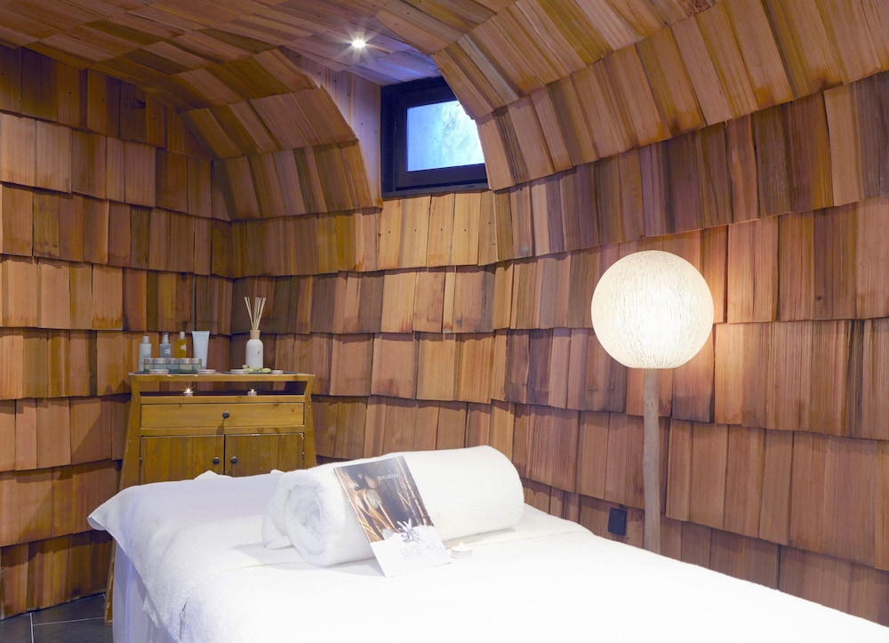 Hotel des Dromonts by SOWELL COLLECTION 26/42