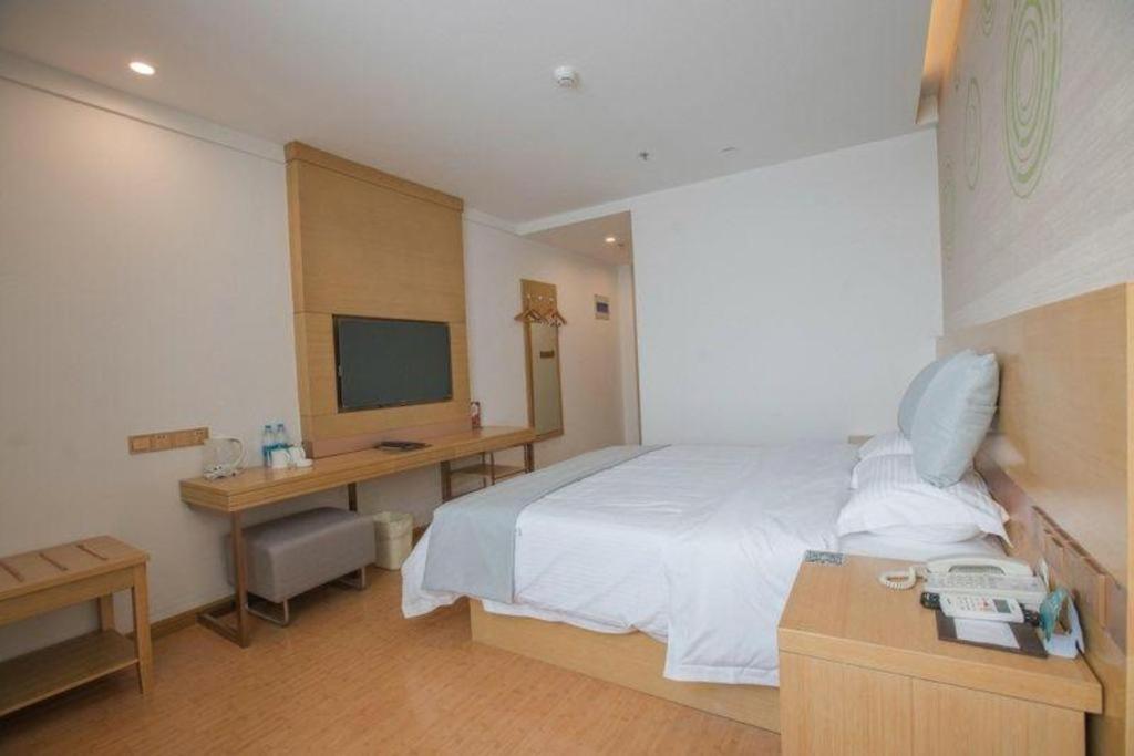 GreenTree Inn Hefei Huaxia International Chabocheng Branch 24/51
