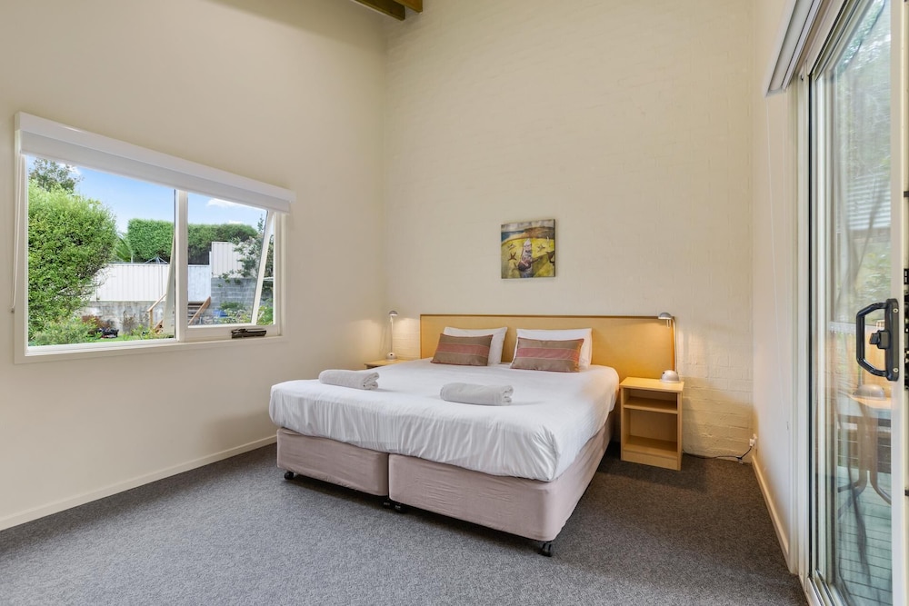 TATHRA BEACH HOUSE APARTMENTS 15/48