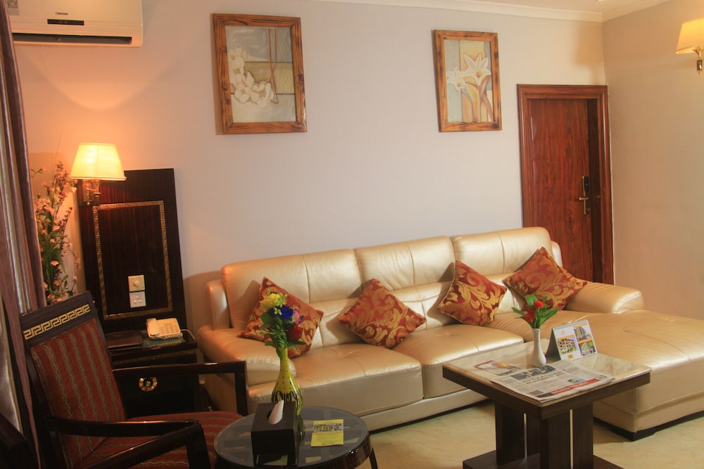 Tiffany Diamond Hotels - Mtwara 48/66