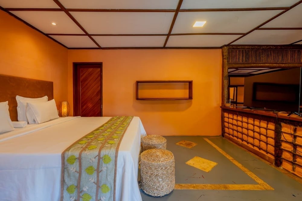 Dayo Hotel 10/50