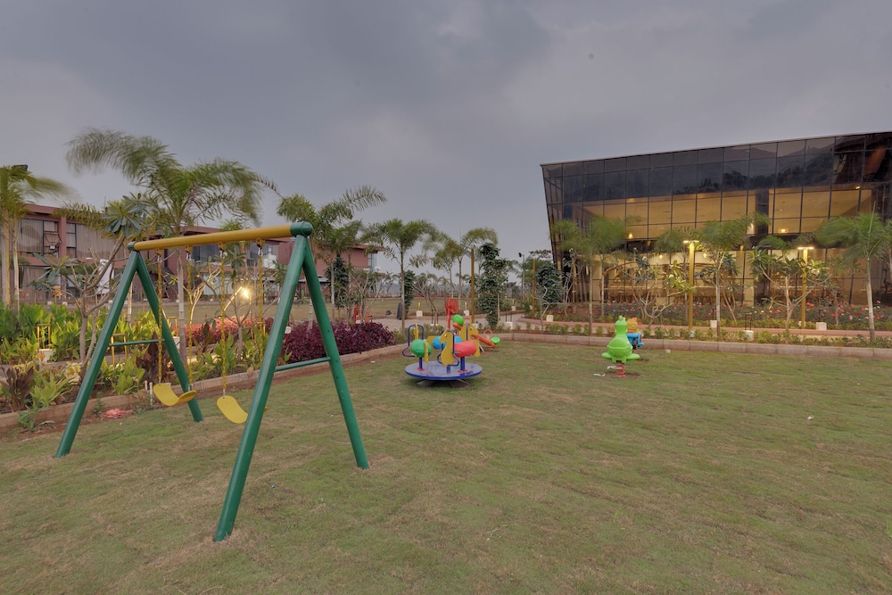 The Fern Heaven on The Hills, Hatgad-Saputara 30/60