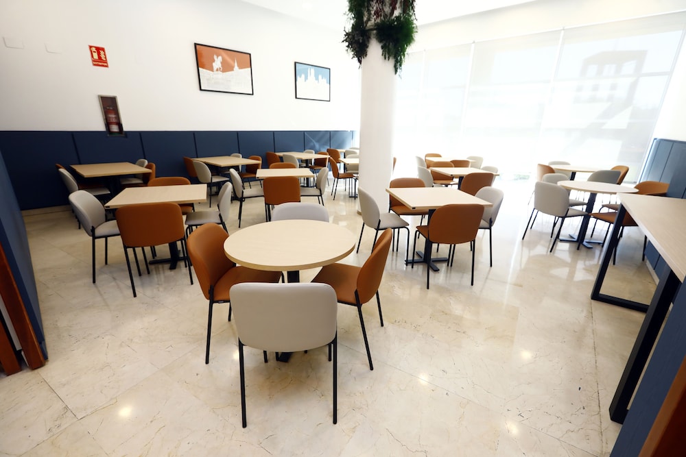 Travelodge Madrid Coslada Aeropuerto 45/60