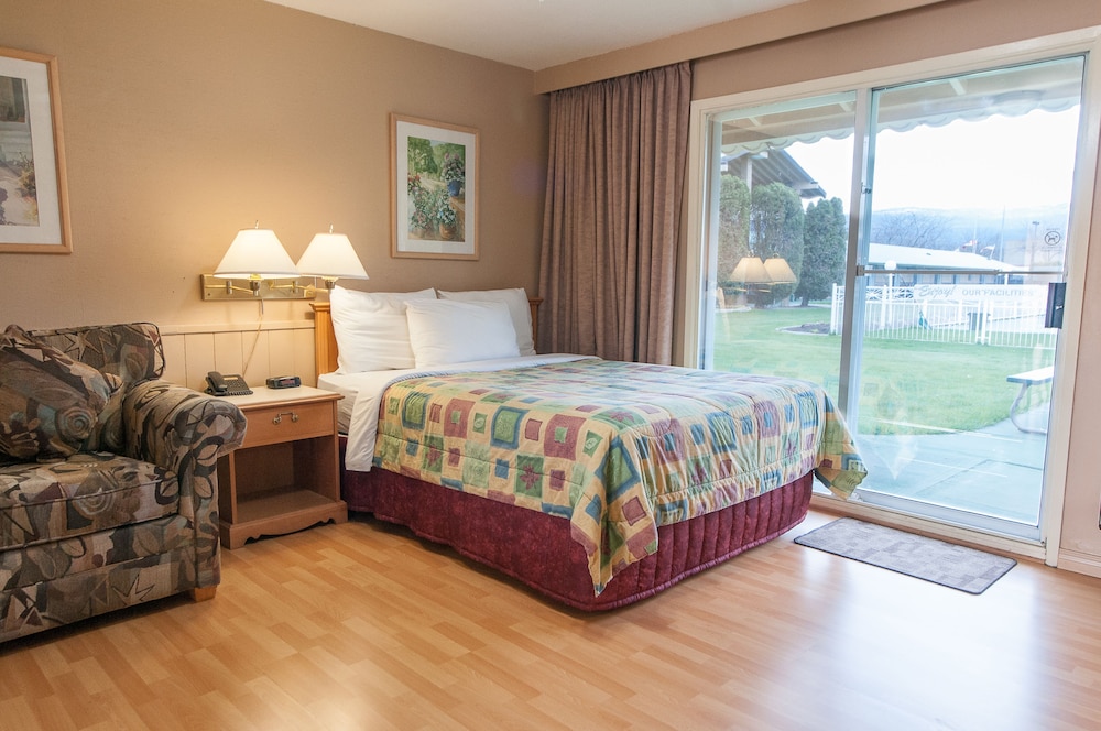 Okanagan Seasons Resort 9/57