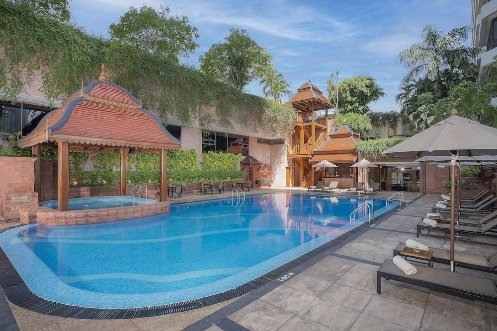 The Landmark Bangkok Hotel 49/73