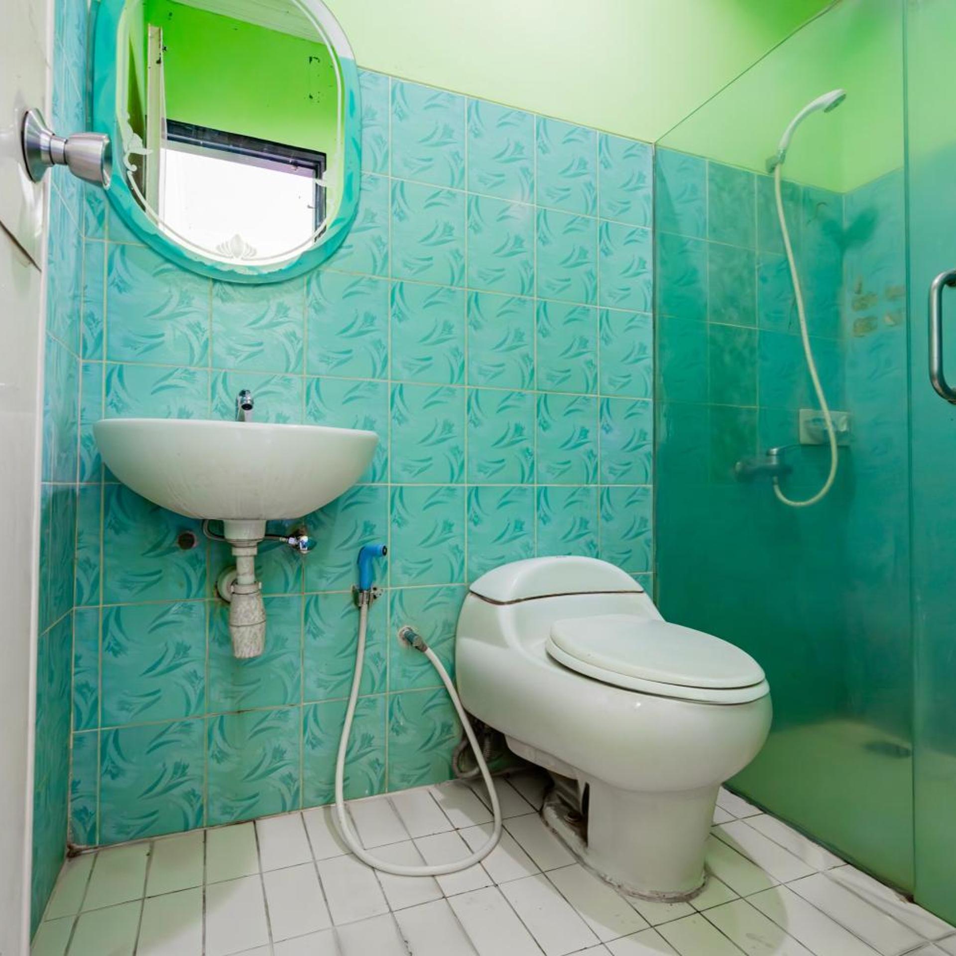 Hotel O Sidoarjo Near Juanda International Airport 42/43