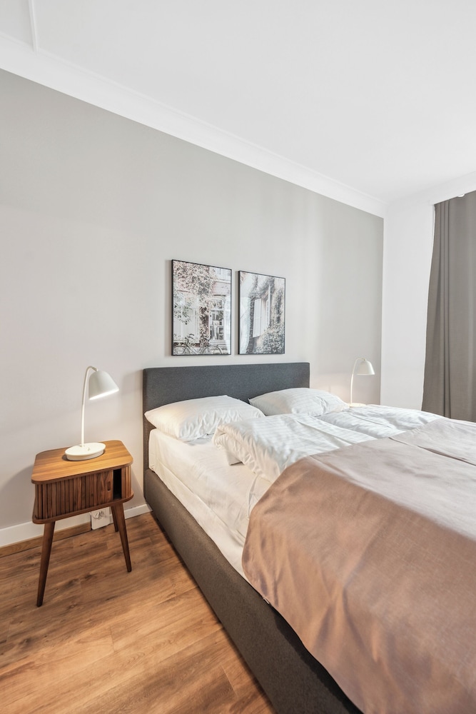 HOTEL BASEL 19/50