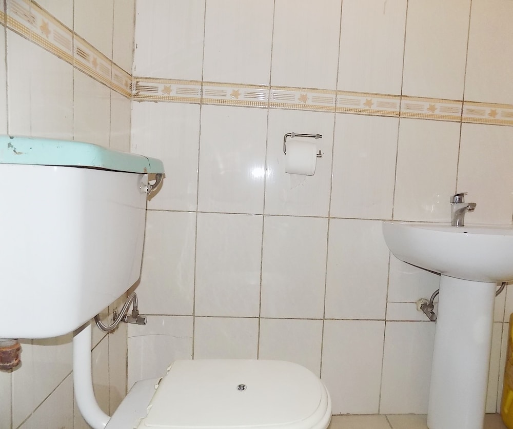 Rosama Guest House 40/42