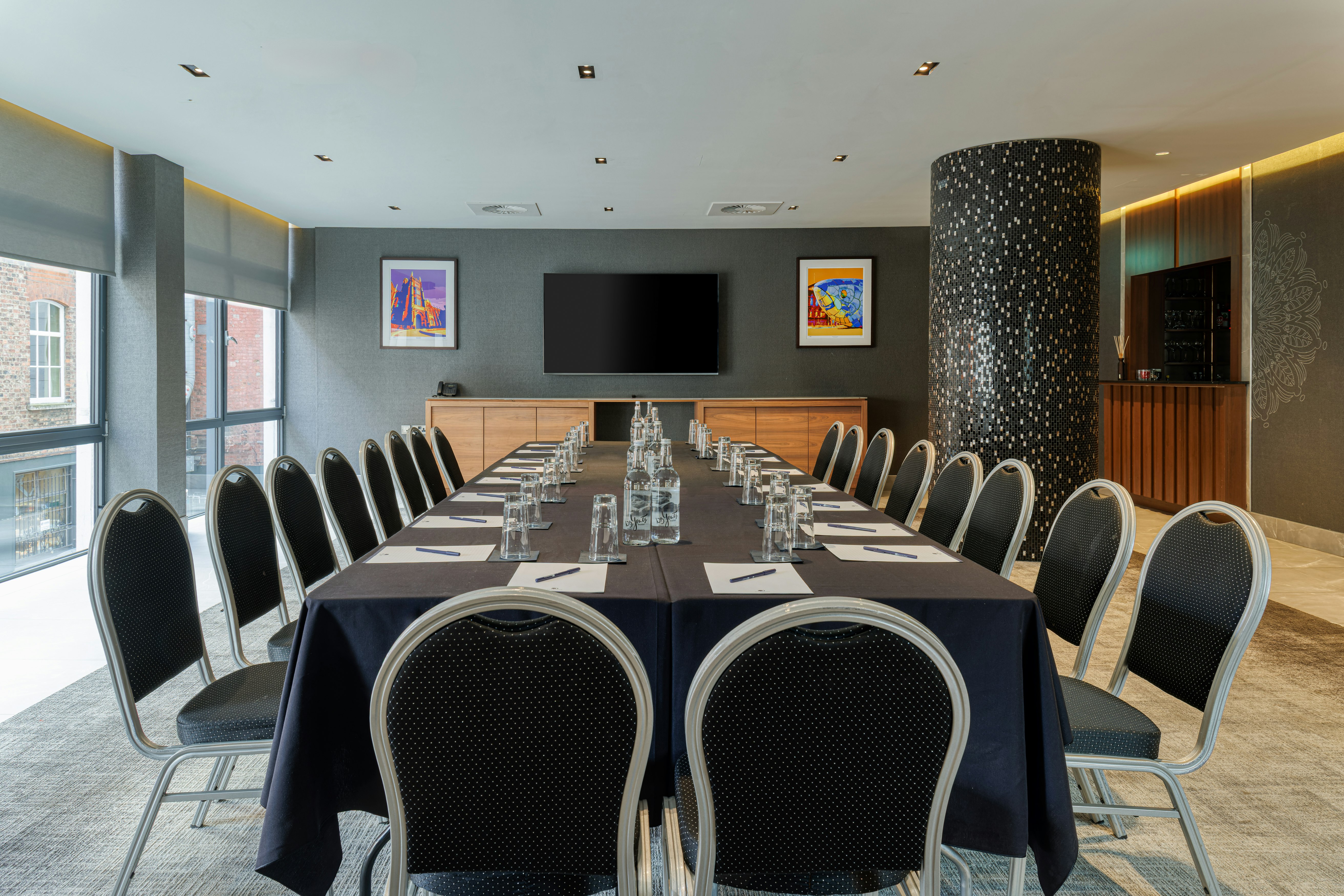 DoubleTree by Hilton Belfast City Ten Square 45/55