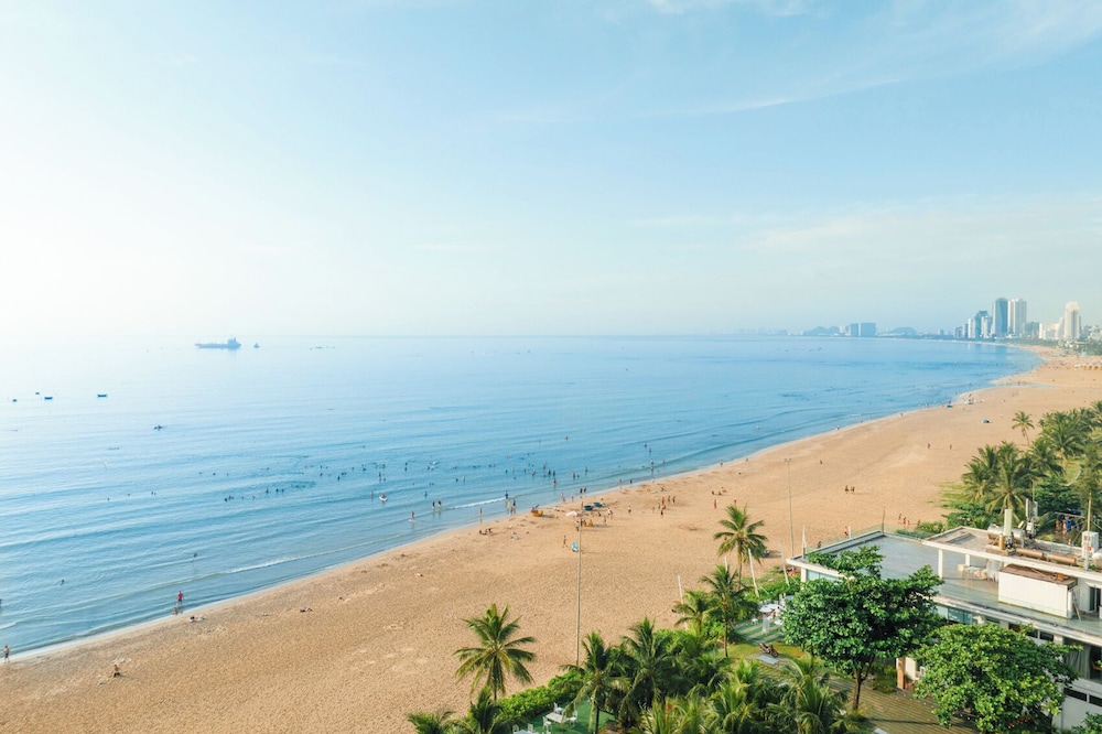 Signature By M Village Beach Front Hotel, a brand of Modern Village Lifestyle 42/50