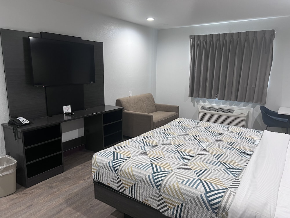 Motel6 Bullhead City, AZ 13/27