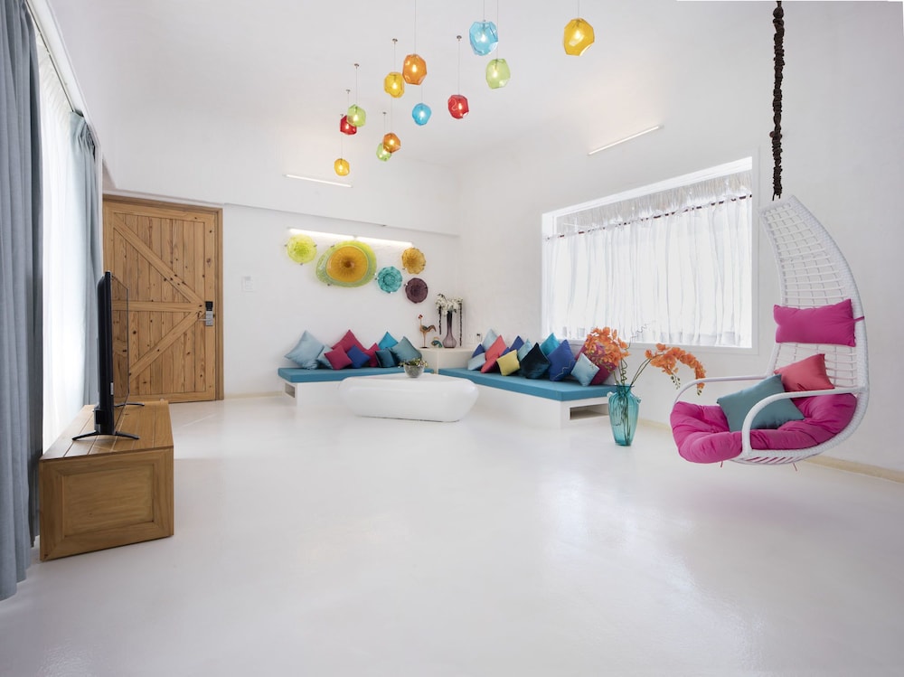 Serena Beach Resort 34/50