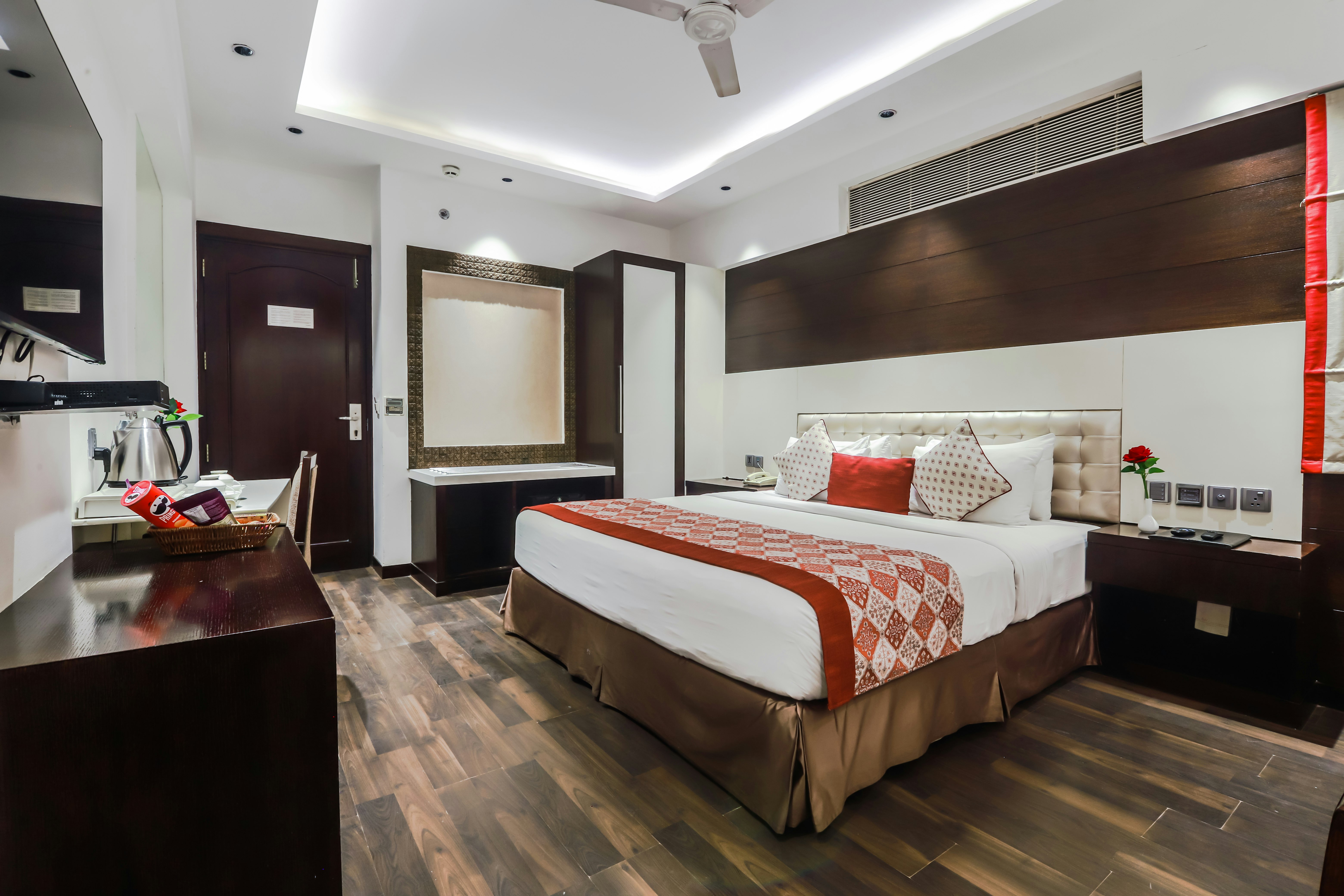 Grand Godwin Hotel 16/40