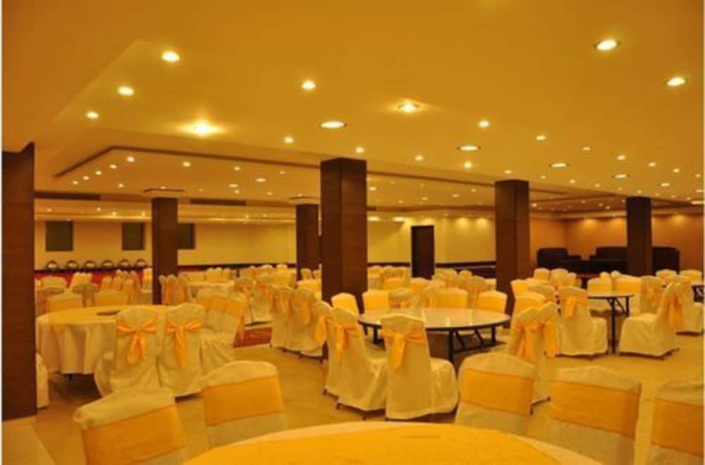 Grand Regency Hotel 41/50