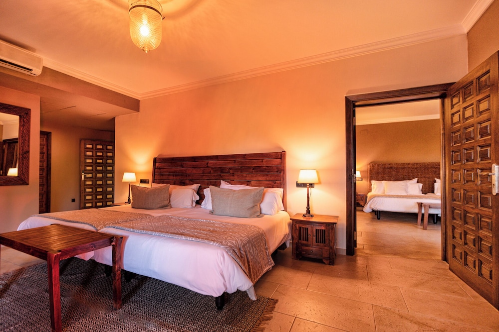 Swiss Moraira - Adults Only 6/50