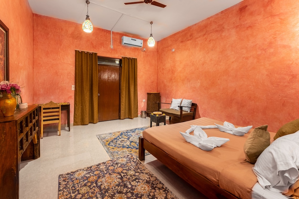 juSTa Morjim Beach Resort Goa 11/36