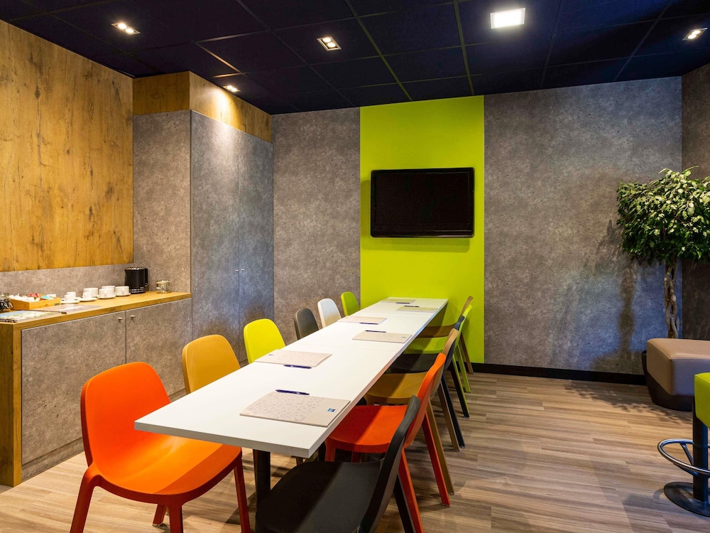 Ibis Budget Bordeaux Centre Gare Saint Jean 63/72