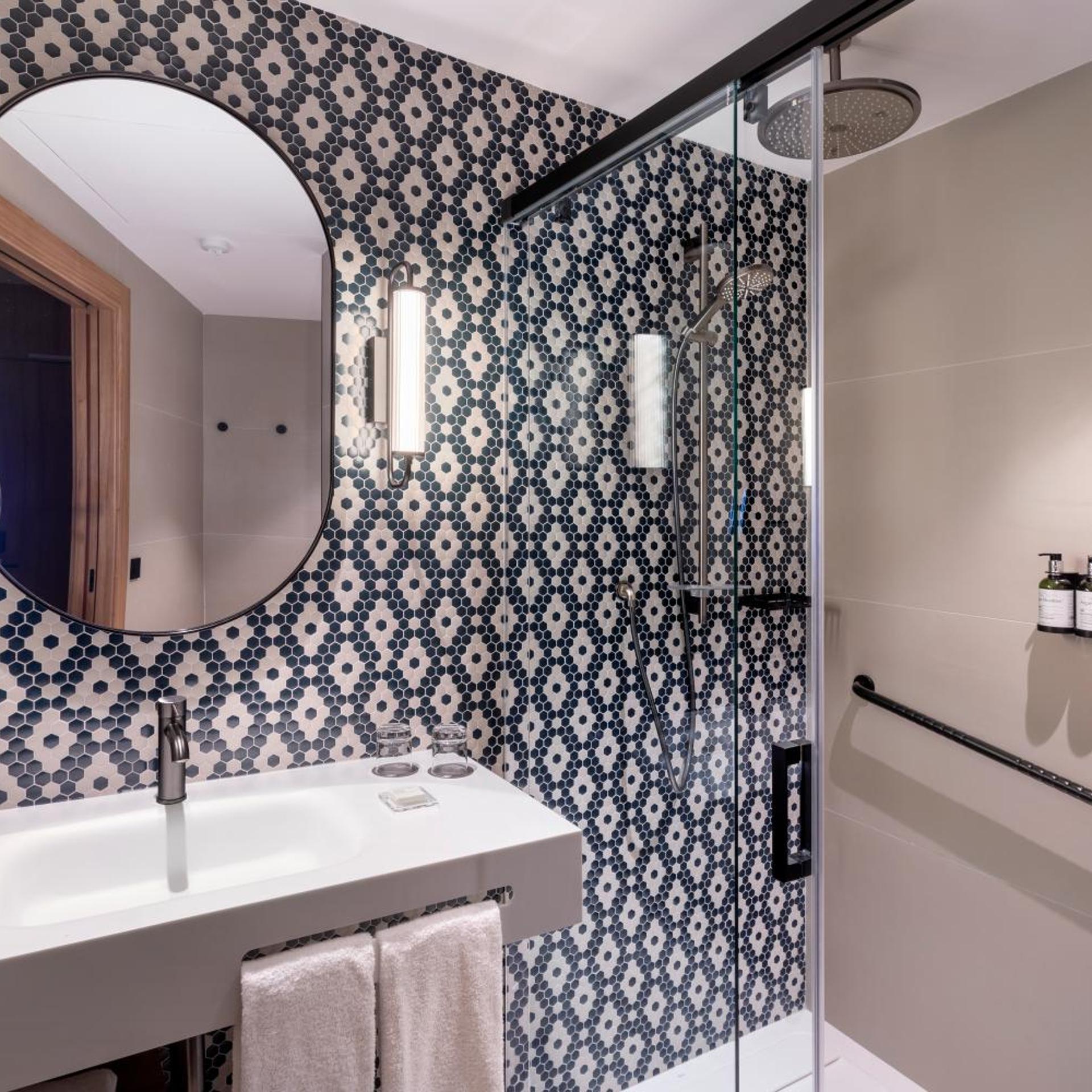 Junior Suite, King Bed, Private Pool, Terrace, Catalonia Atocha 4/4