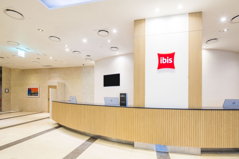 Ibis Ambassador Suwon 9/50