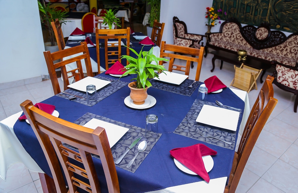 Thilaka City Hotel 29/44