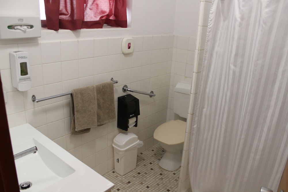 Acacia Motor Inn 4/55