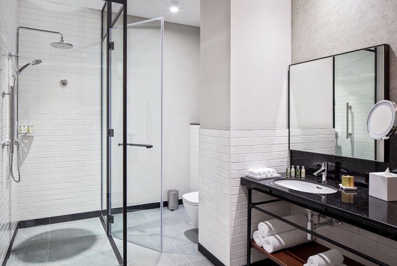 DoubleTree by Hilton Dubai M square Hotel and Residences 34/34