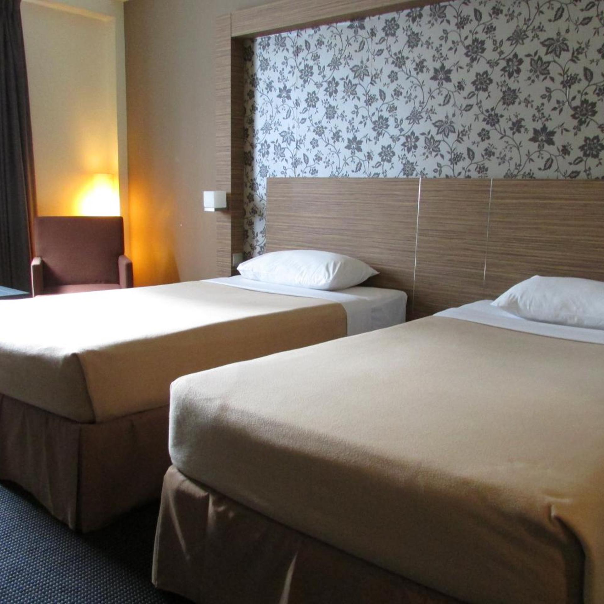 Strand Hotel 16/53