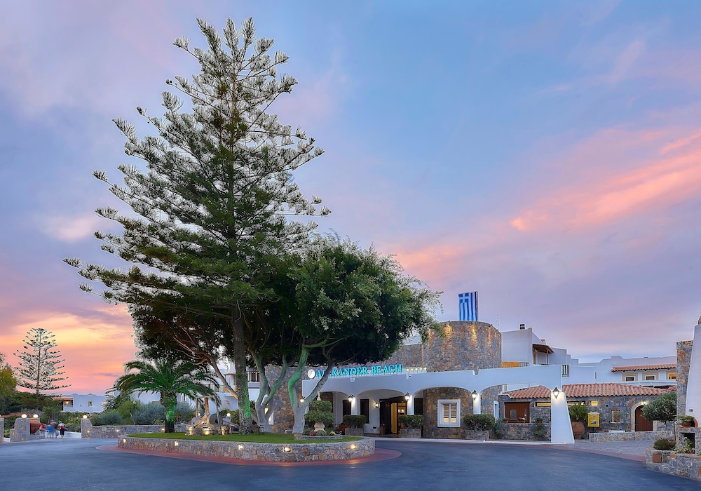 Alexander Beach Hotel & Village Resort in HERSONISSOS