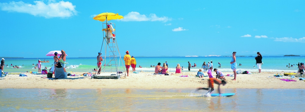 Pandanus Palms Resort 40/50