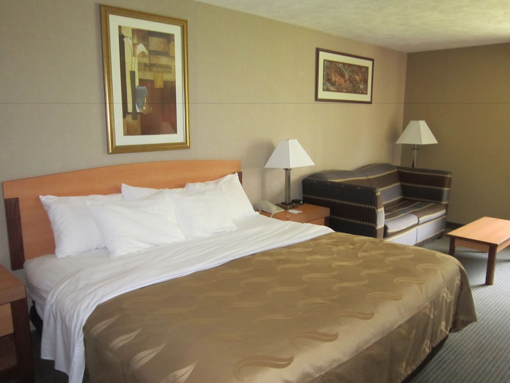 Quality Inn Nashville Bloomington 9/47