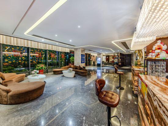 Fancy Hotel (Shenzhen North Railway Station) 14/18