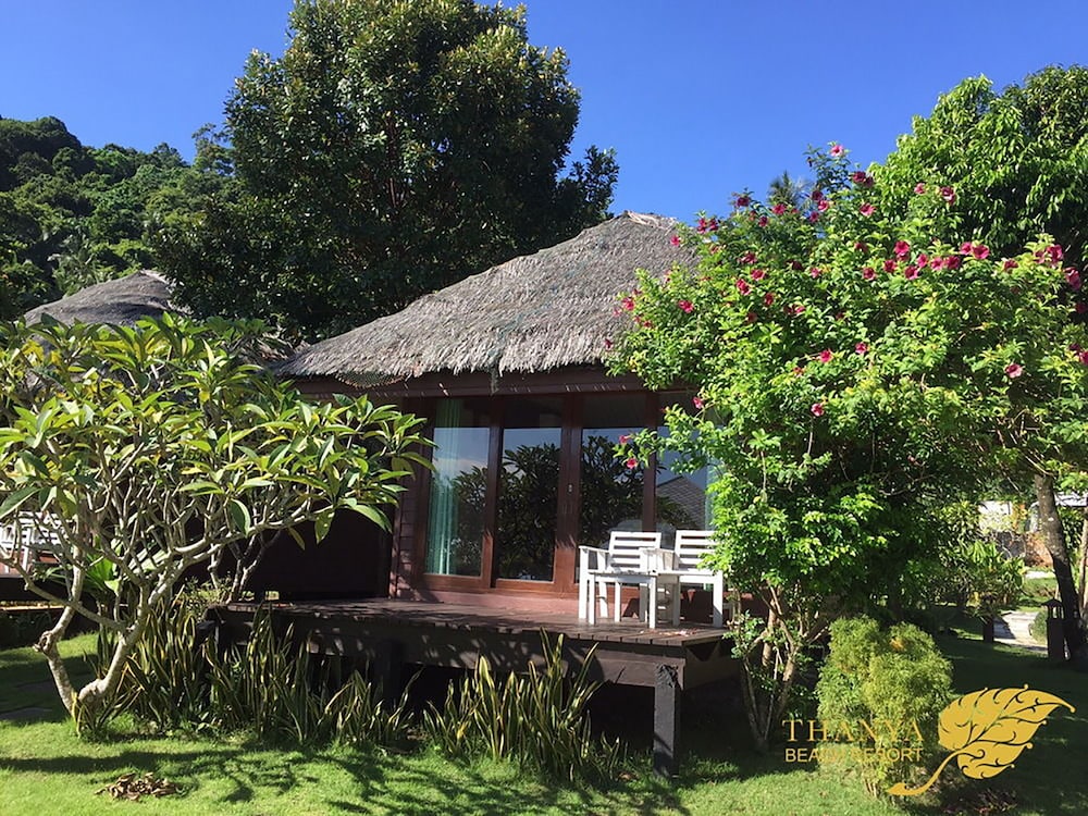 Koh Ngai Thanya Beach Resort 8/65