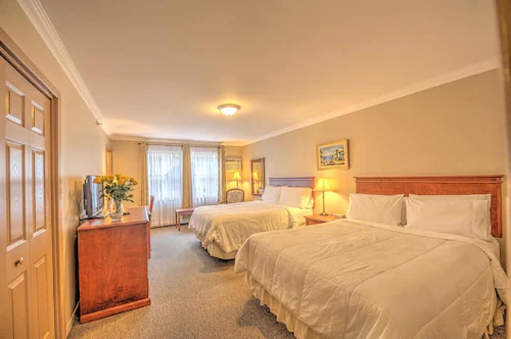 The Sonata Inn 13/54