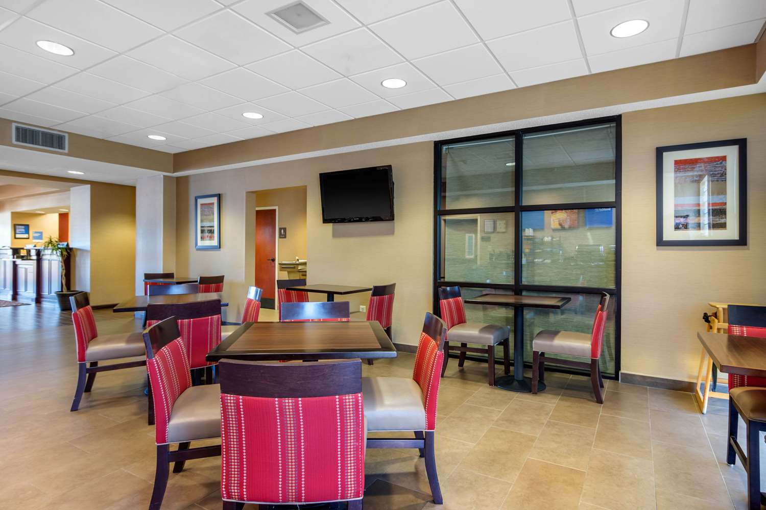 restaurant cafeteria