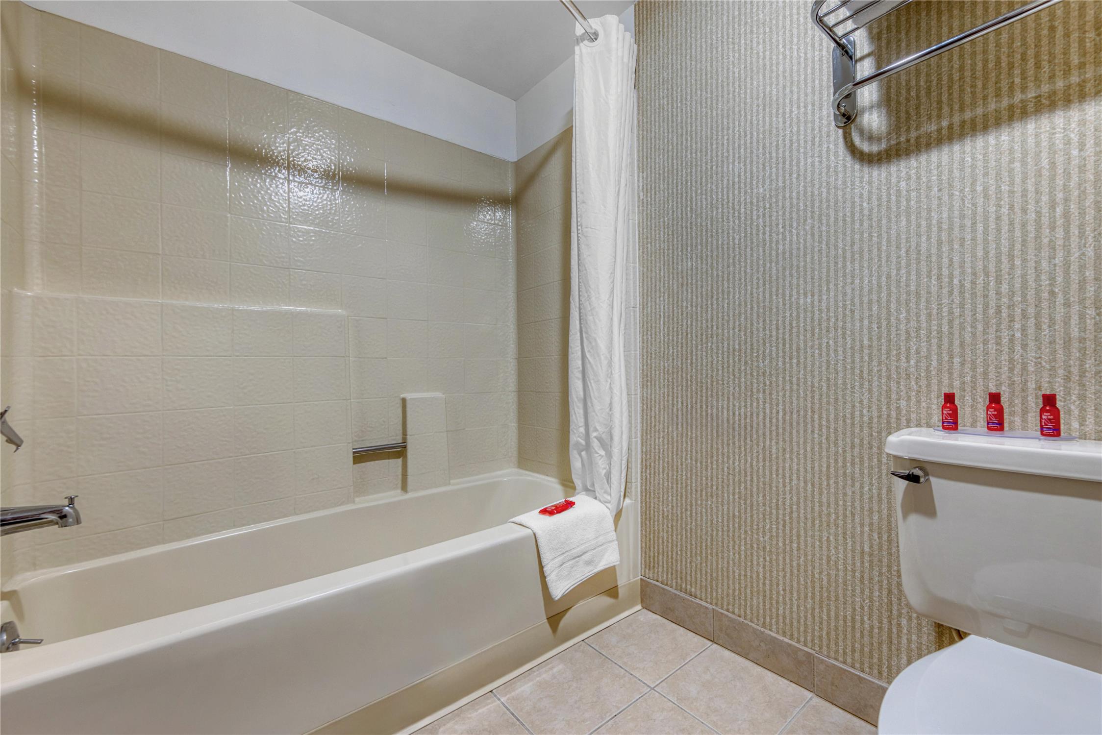 SureStay Plus Hotel by Best Western Reno Airport 90/91