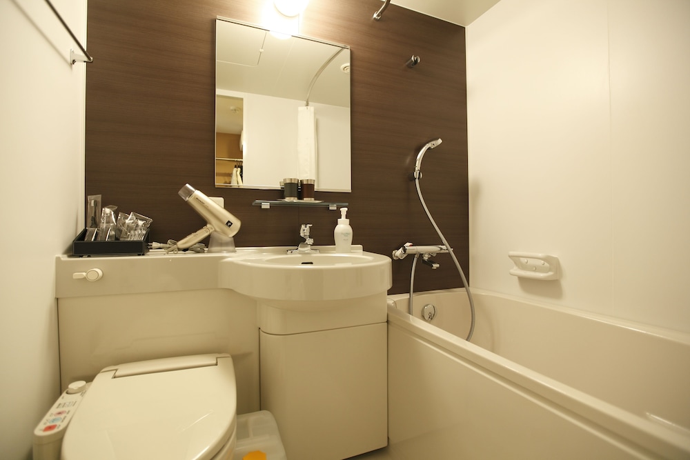 Dormy Inn Premium Wakayama 17/30