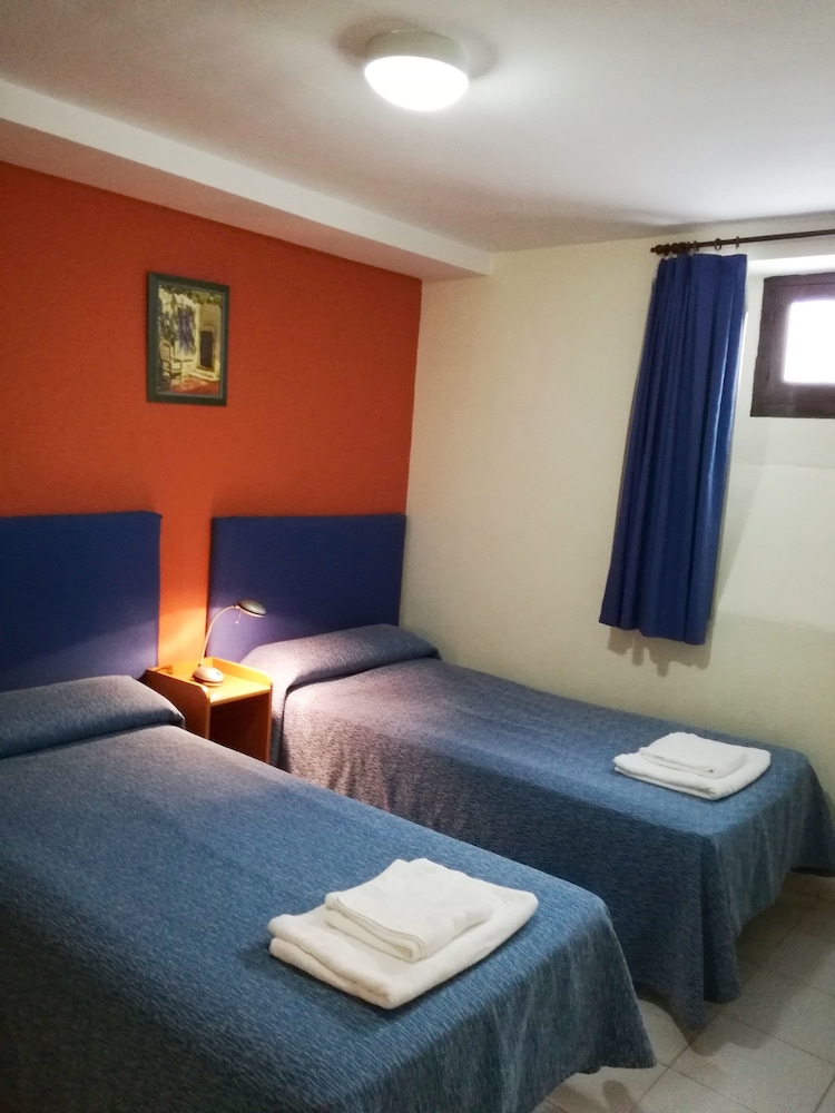 Apartamentos Larga 70 24/80