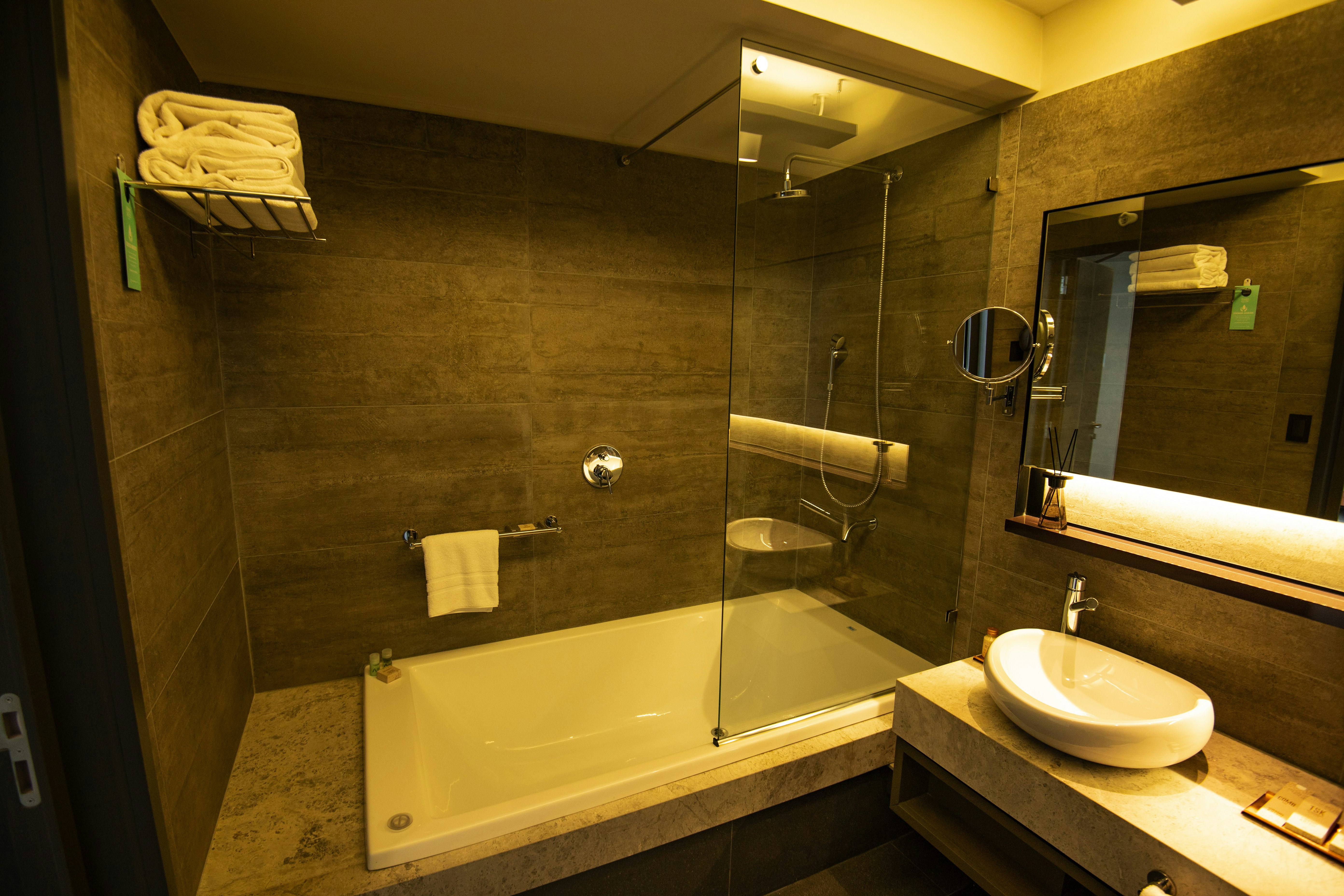 Hotel Grand Brizo La Plata 75/77
