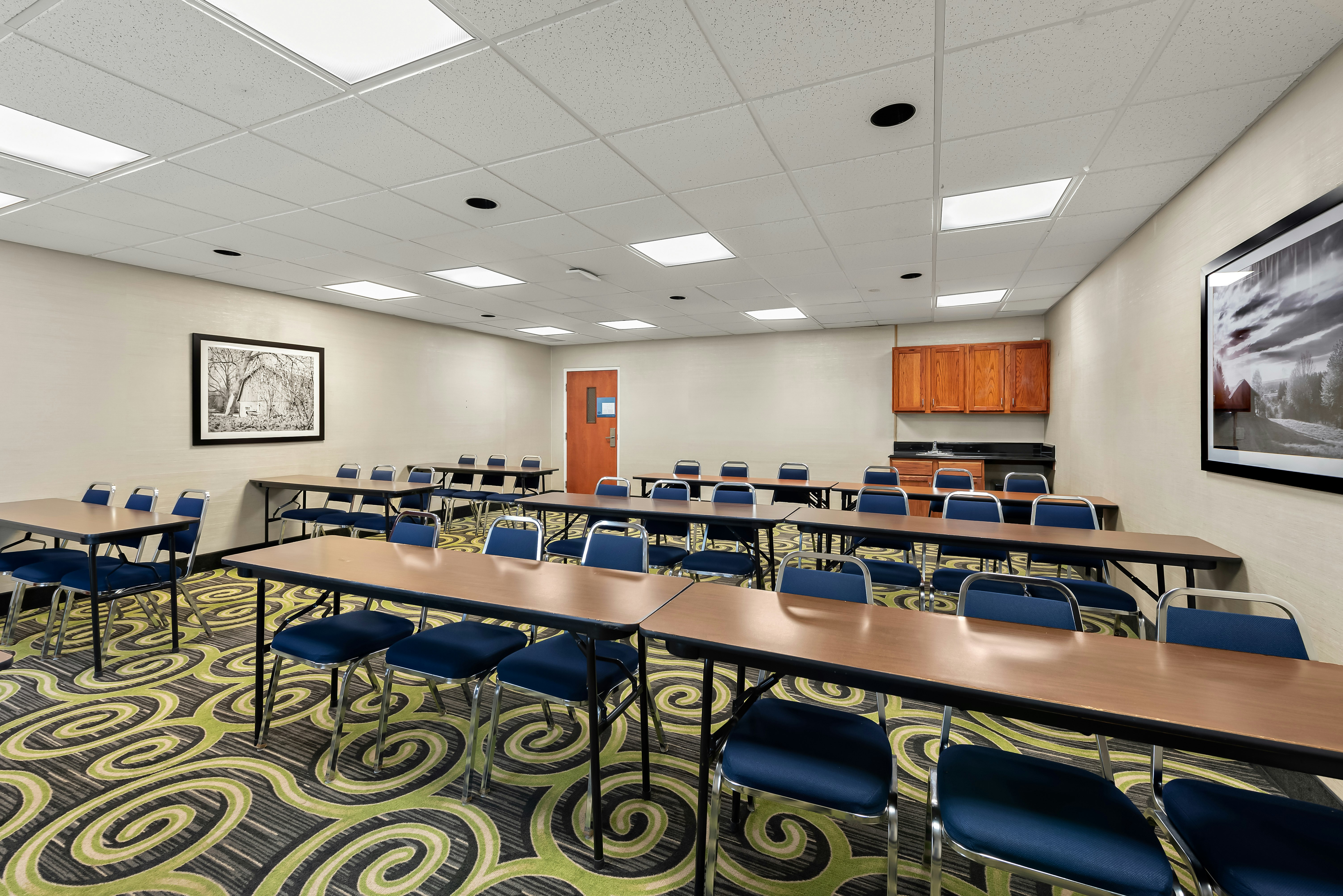 Hampton Inn Lancaster, OH 46/53