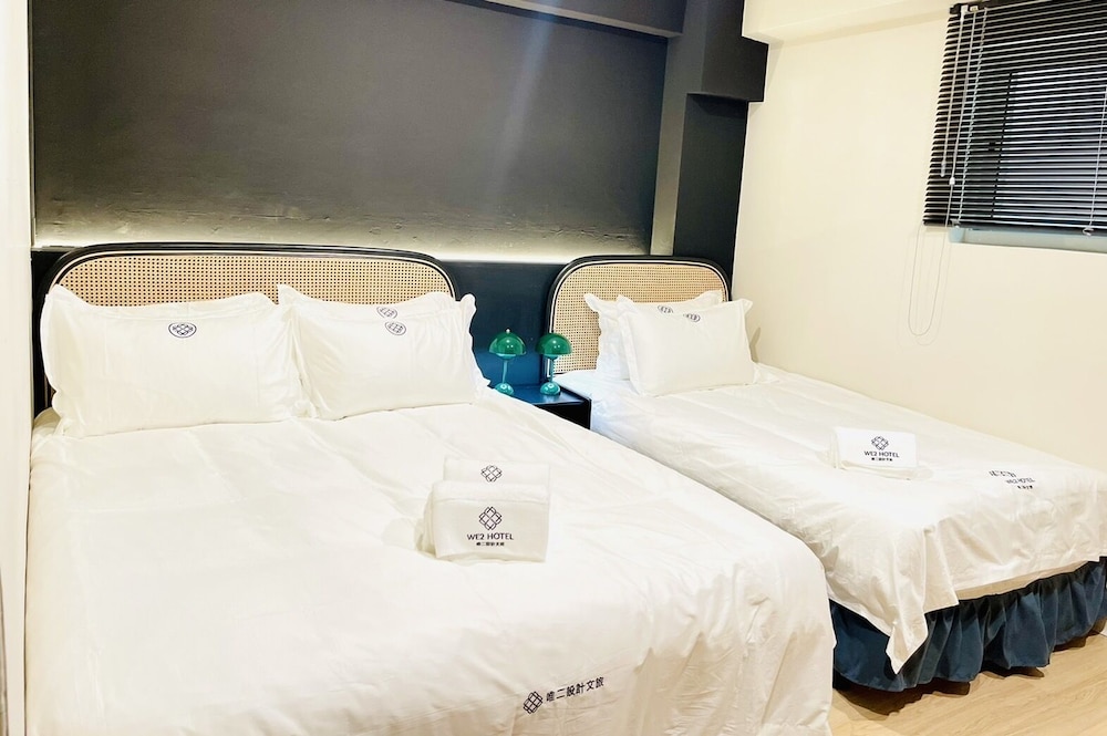 Moon Lake Hotel 5/50
