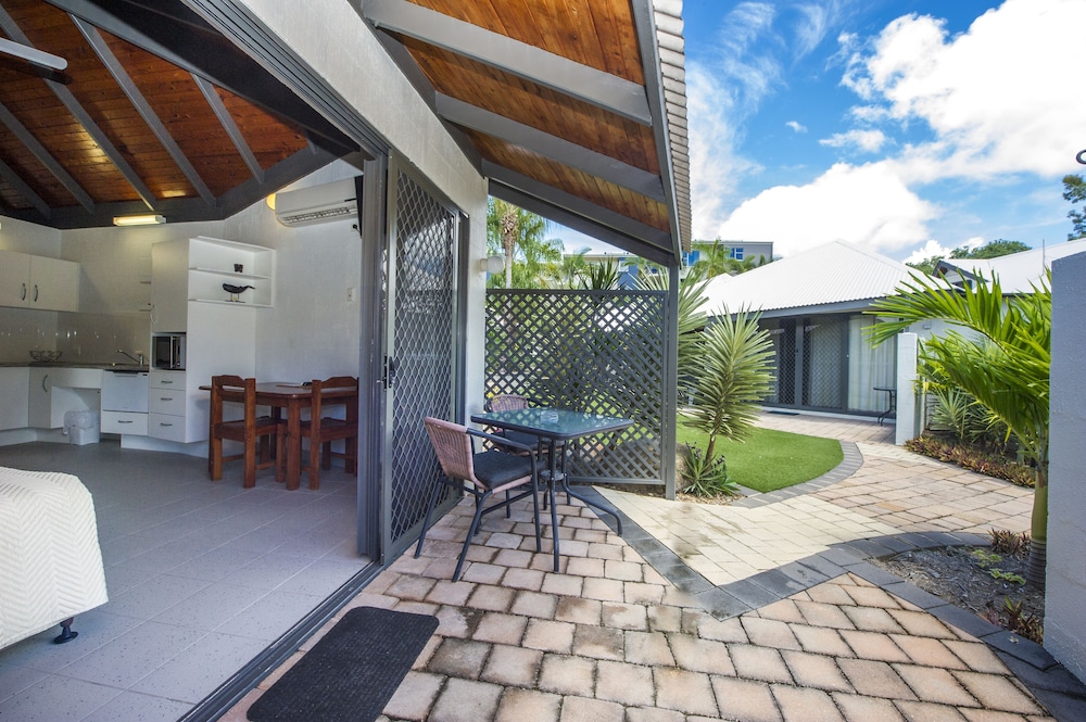 Island Leisure Resort 6/46