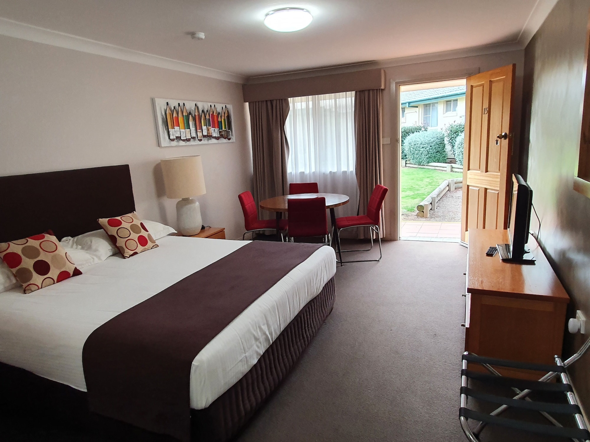 Executive, Family, King and Twin Beds