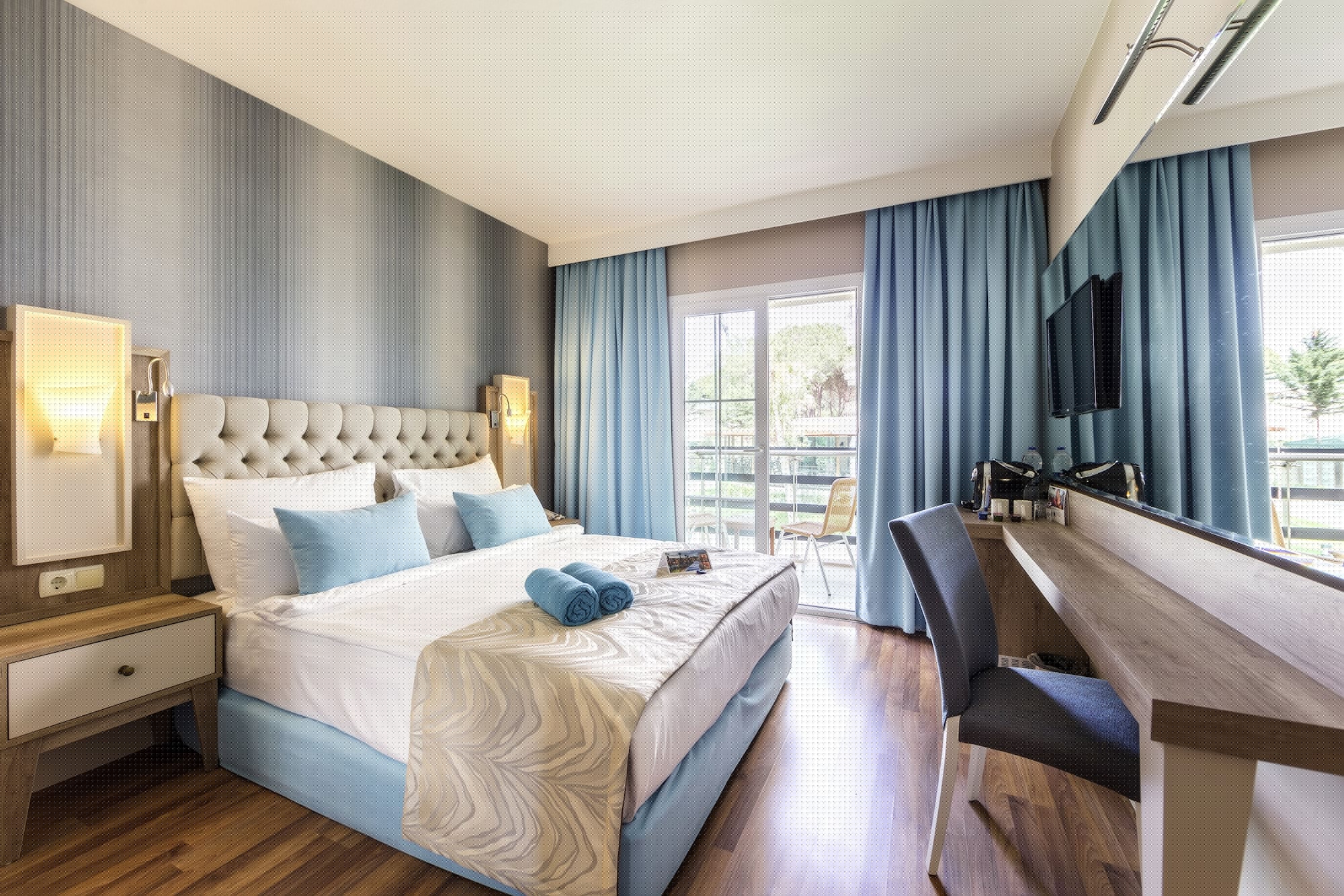 VILLAGE, SUITE