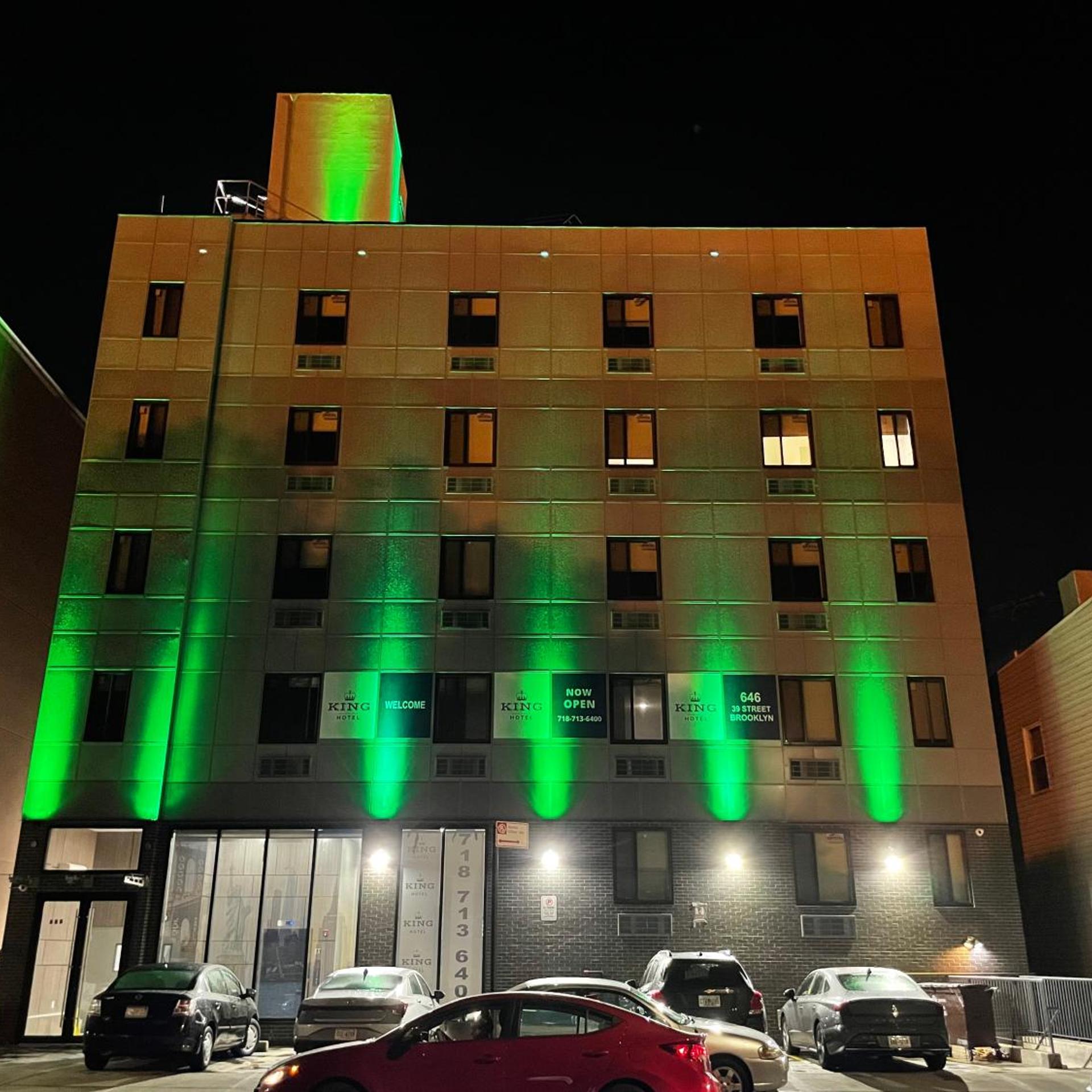 King Hotel Brooklyn Sunset Park 3/17