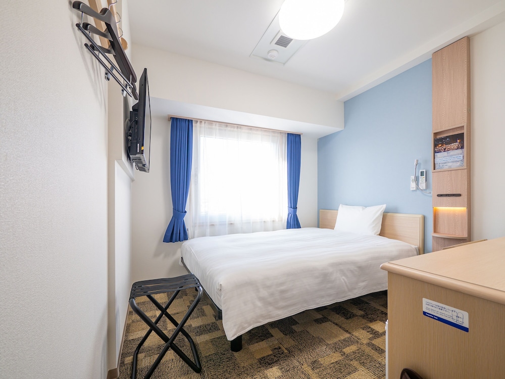 Toyoko Inn Yokohama-Eki Nishi-Guchi 26/42
