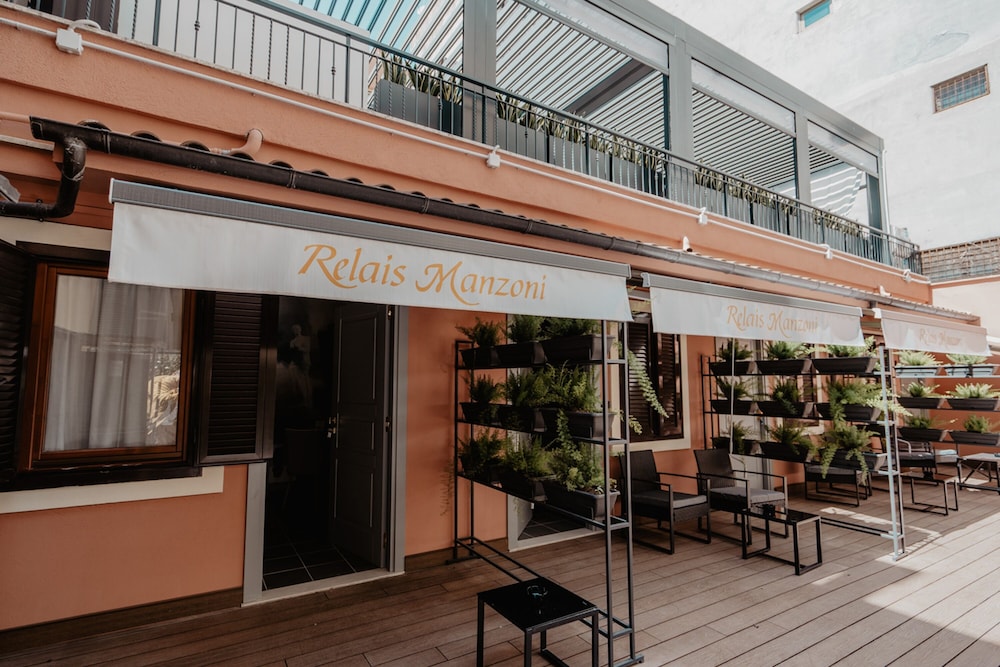 Relais Manzoni 2/55