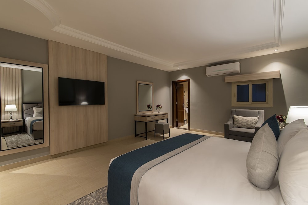 فندق انالة تبوك(Enala Hotel Apartments- Tabuk) 9/33