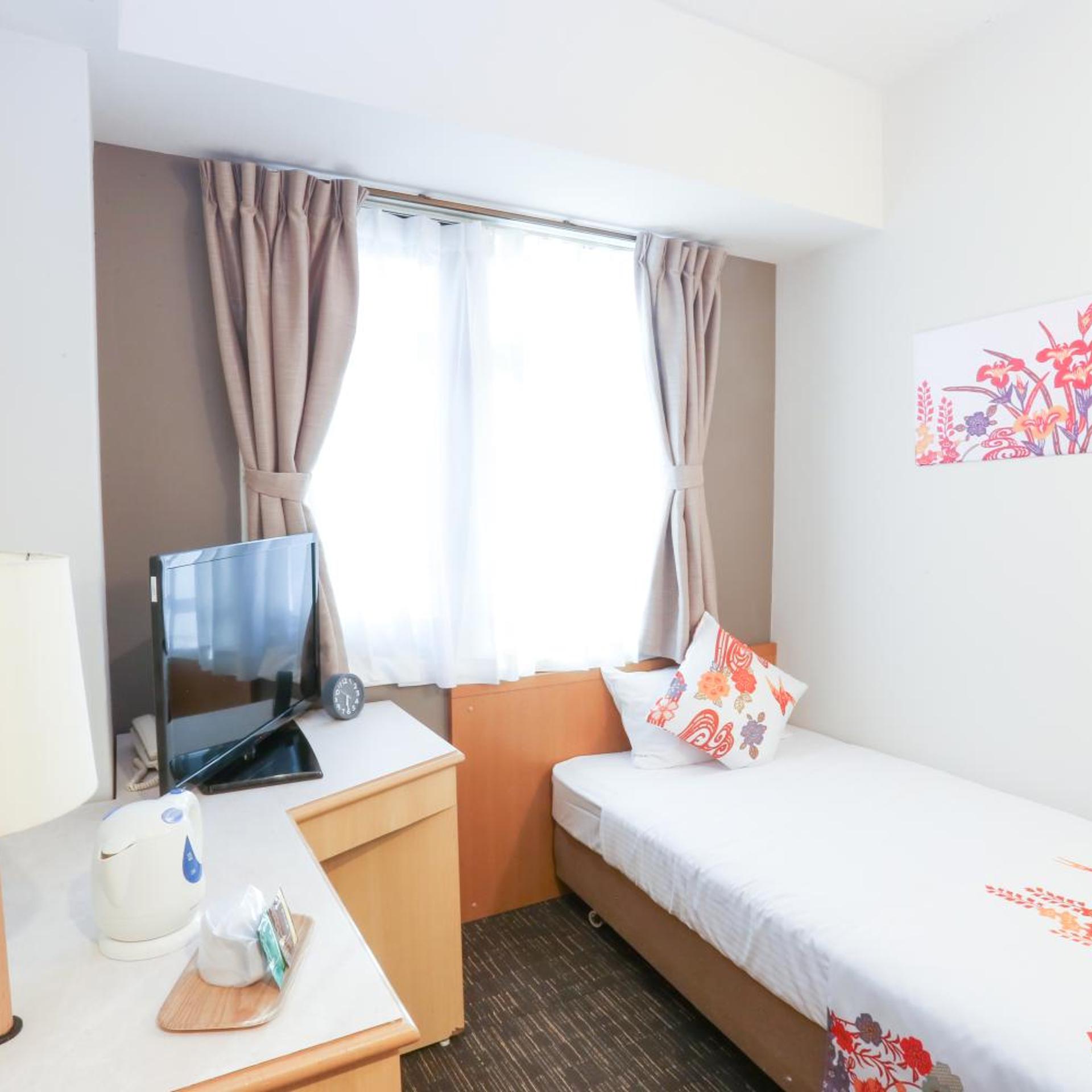 Room, Single