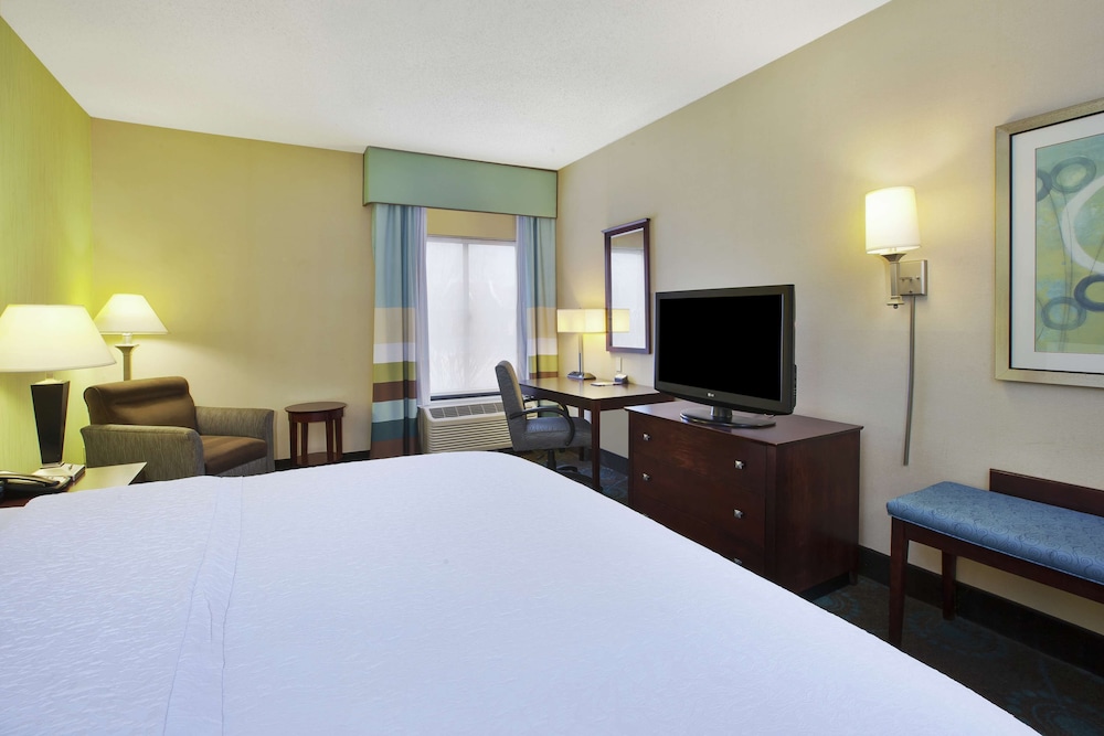 Larkspur Landing Hotel South Bend 16/50