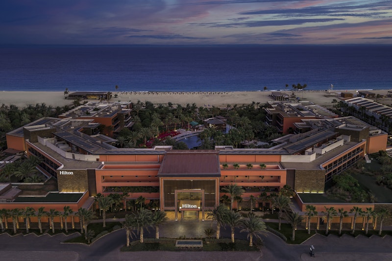 HILTON CABO VERDE SAL RESORT 4/81